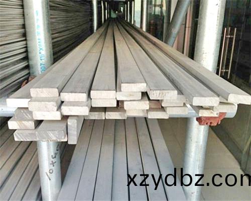 不(bu)鏽(xiu)鋼扁鋼