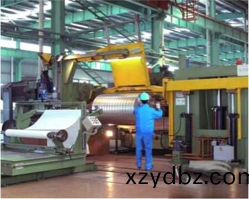 精密裁(cai)剪平檯(tai)+縱(zong)剪設(she)備(bei)